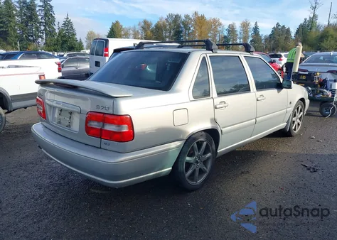 2000 Volvo S70 Glt/Glt Se z USA, uszkodzony, nr VIN YV1LS56D4Y2623131